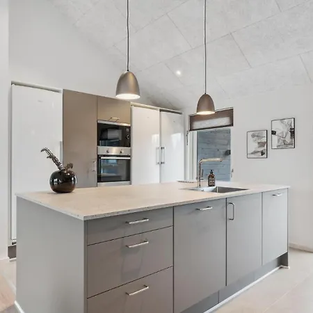 Villavilla 966 - Marielyst, Lollandfalstermon